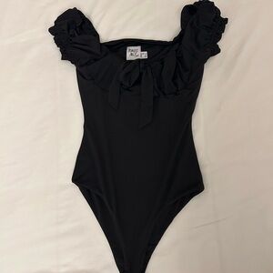 Princess Polly Black Bow Bodysuit, US 2